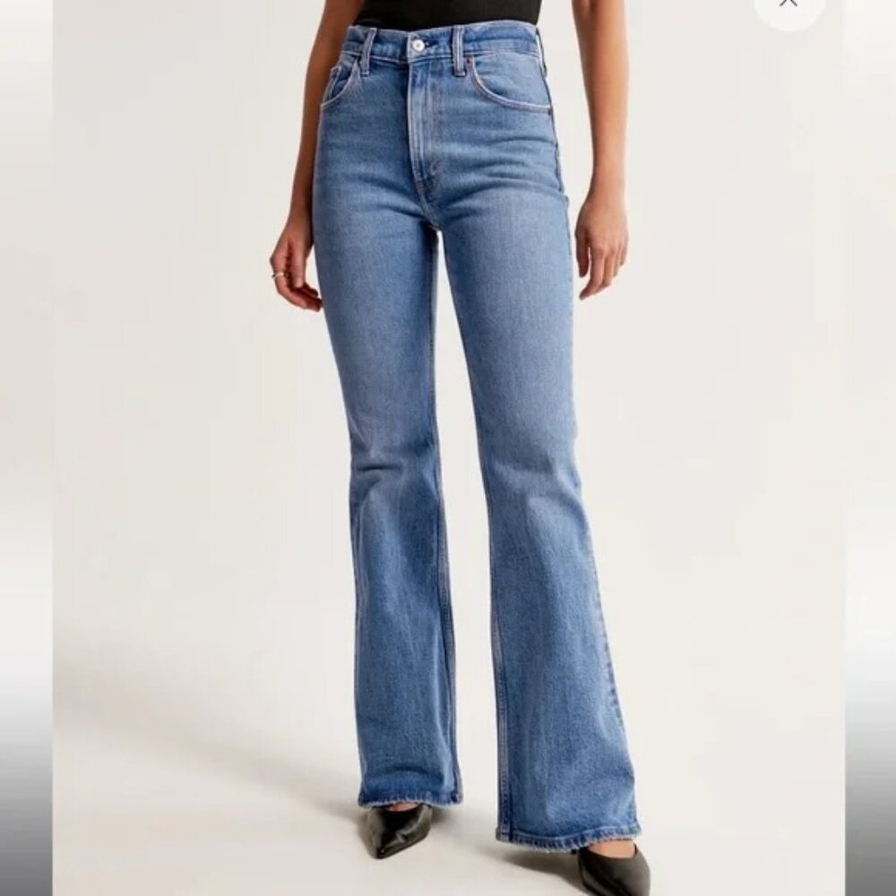 Abercrombie & Fitch 70's Vintage Flare Ultra High Rise Jeans 27/4